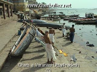 légende: Ghats a Varanasi UttarPradesh 03
qualityCode=raw
sizeCode=half

Données de l'image originale:
Taille originale: 175401 bytes
Temps d'exposition: 1/425 s
Diaph: f/400/100
Heure de prise de vue: 2002:07:10 08:37:39
Flash: non
Focale: 42/10 mm
